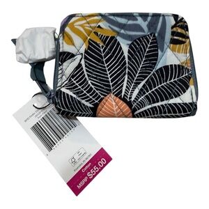 Vera Bradley RFID Petite Zip-Around Wallet in Palm Floral pattern. NWT 💕